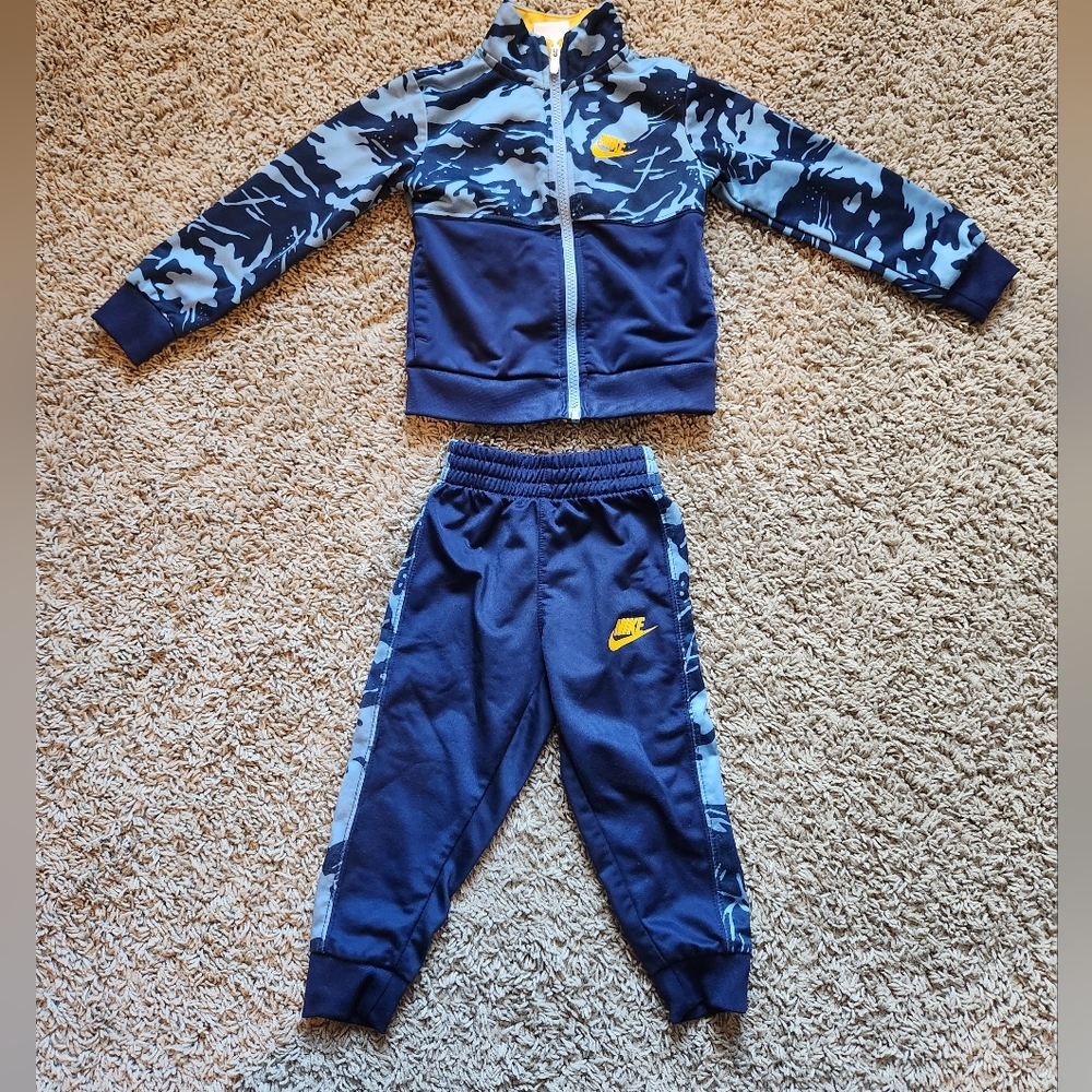 Toddler Boys Nike Blue Camo Jogger Set Size 2T
